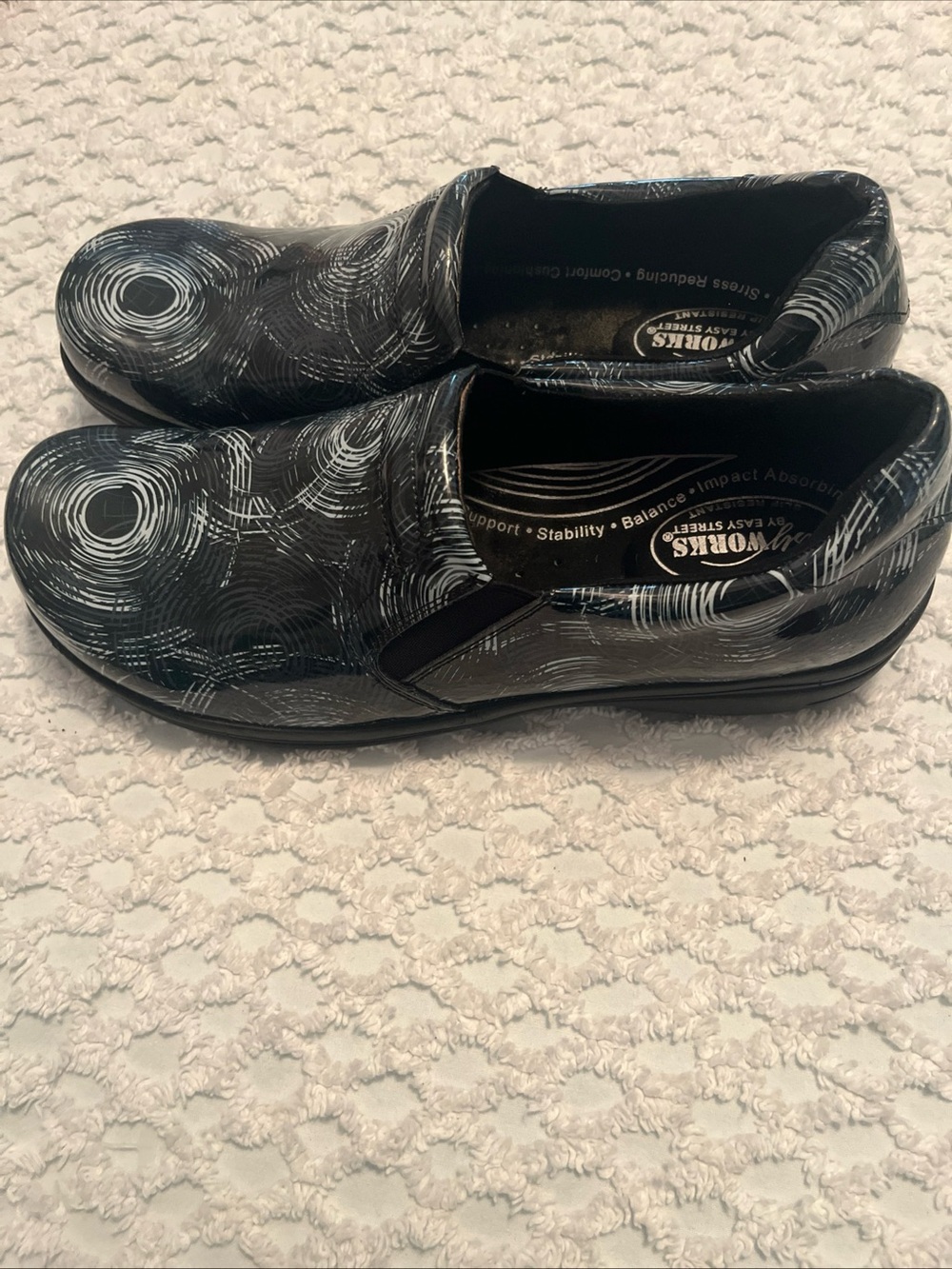 easy street Black Slip-On Mules with White Swirl Design